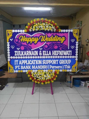 Papan Bunga di Regaloh Tlogowungu